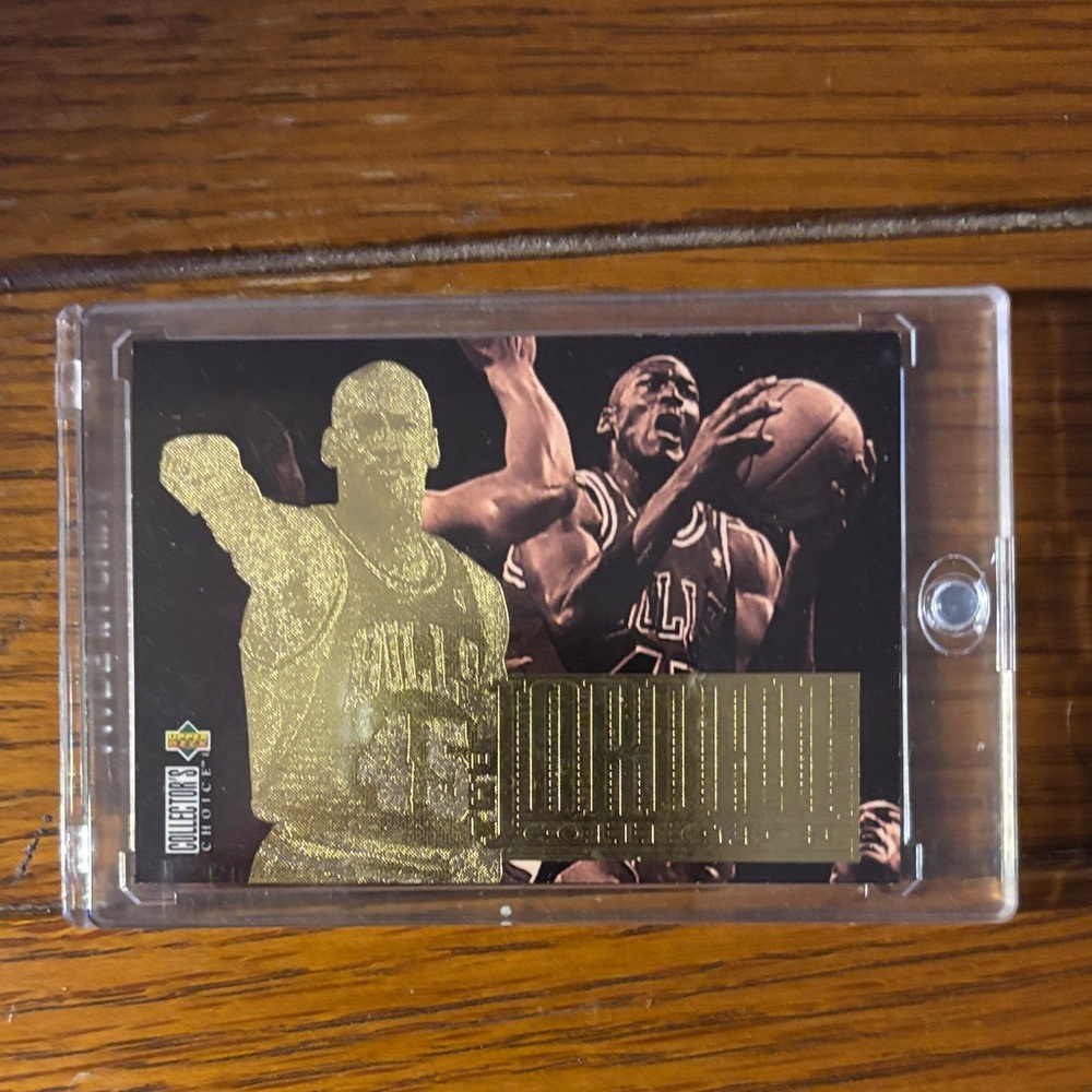 Michael Jordan Basketball Card with 24k Gold leaf Accents number 45! Rare! Mint!